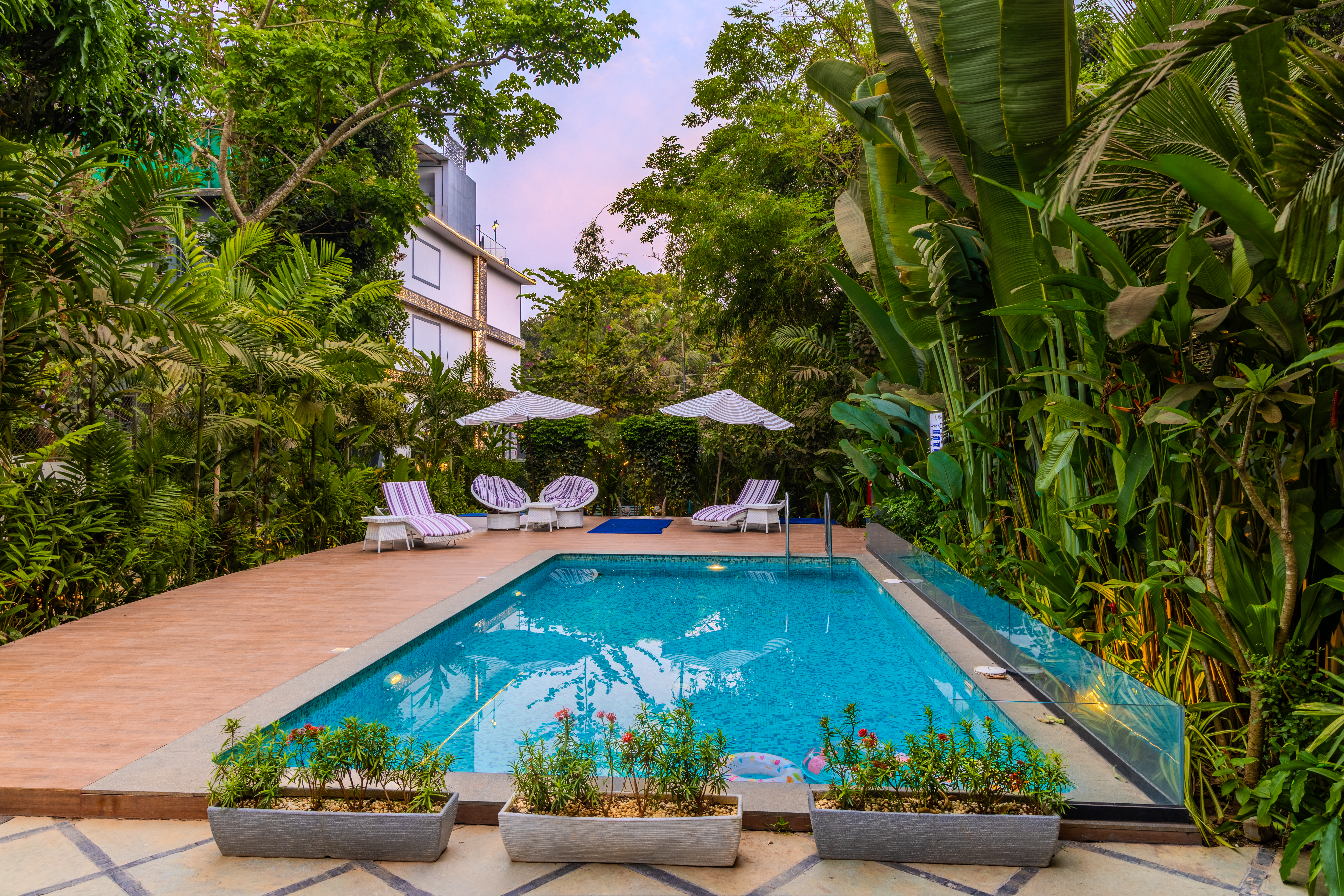Goan Bliss Deluxe Room - Boutique Resort with Pool in South Goa