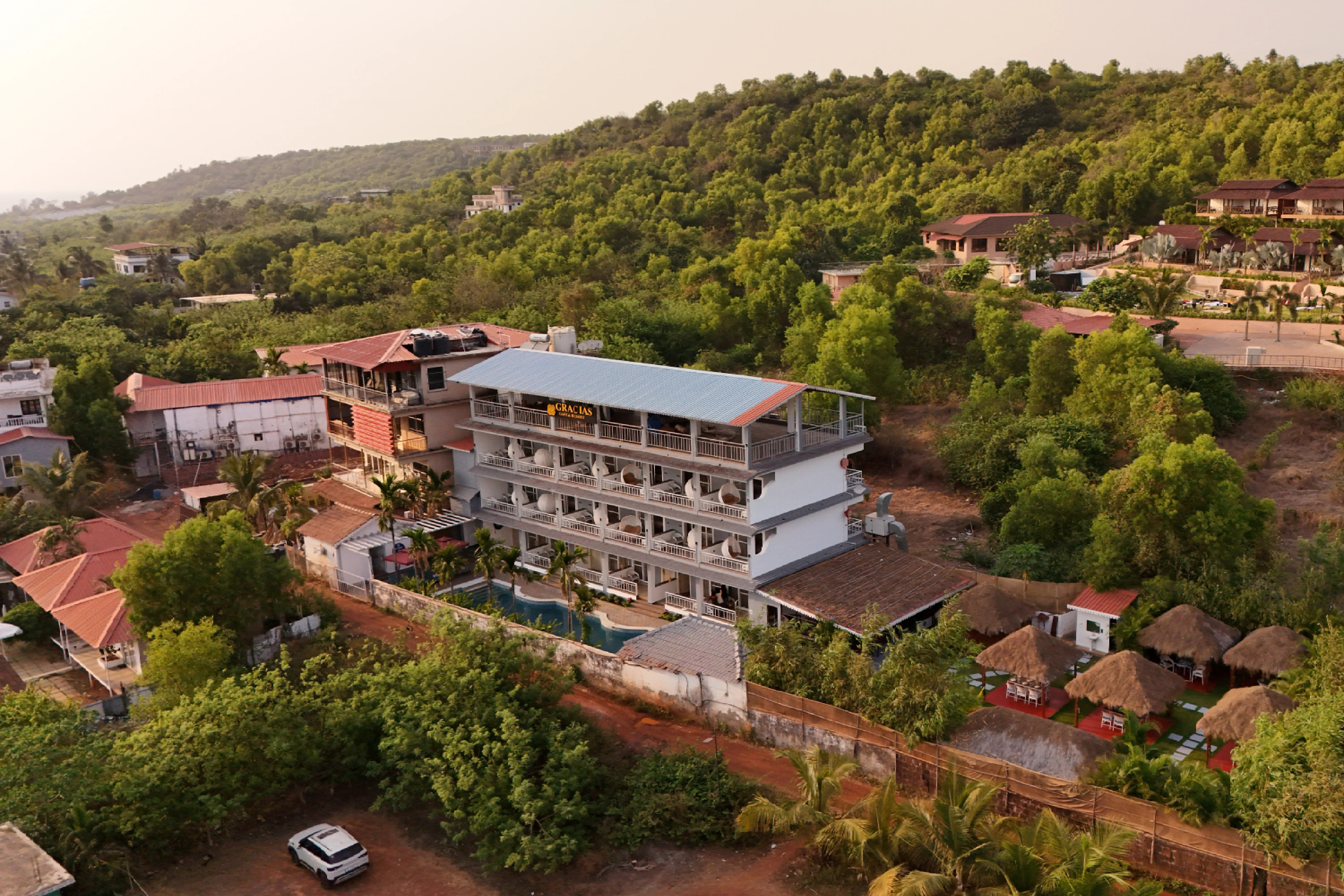 Gracias Bleu - 1-Room Retreat with Pool in Morjim, North Goa