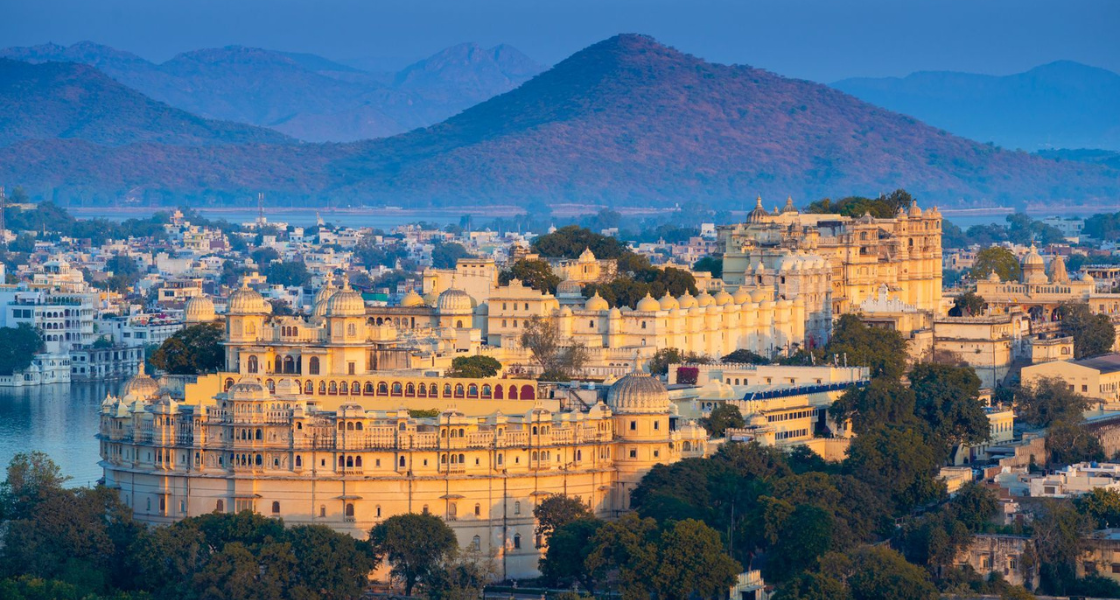 Udaipur in Monsoon: Best Places to Visit, Things to Do & Stays